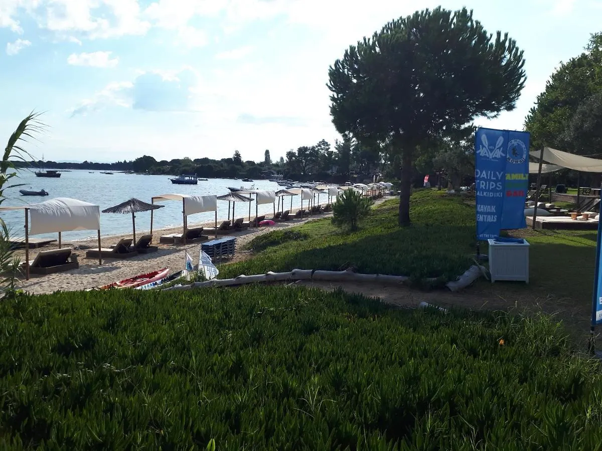 Anna Karra Studios & Apartments Vourvourou Grekland